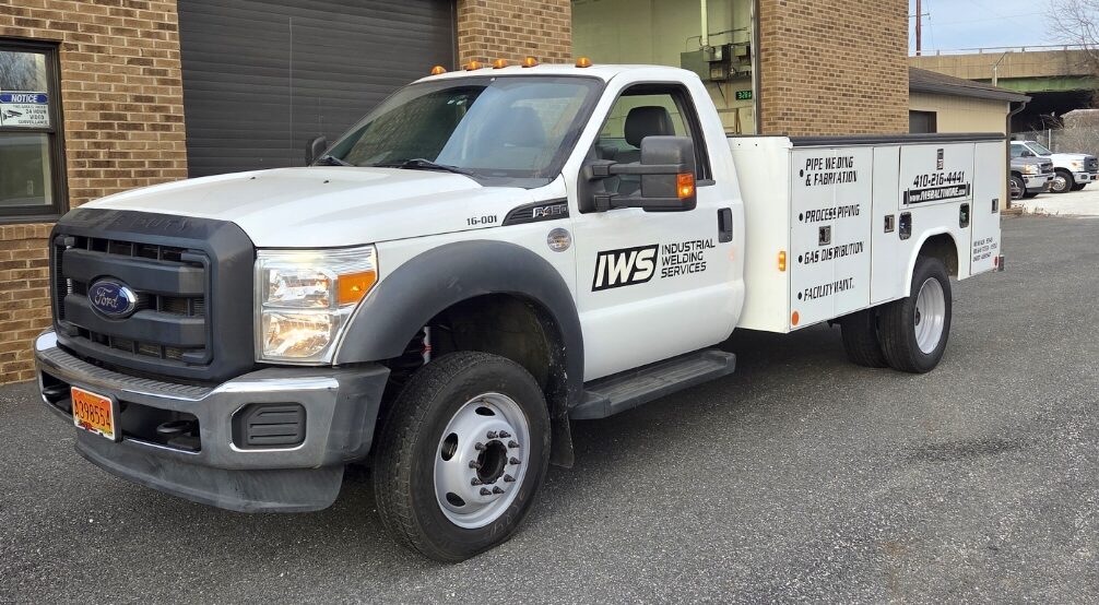 Mobile welding rig
